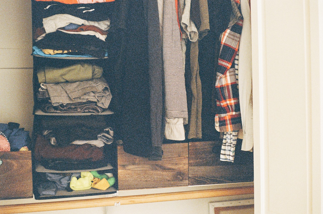 steps-to-packing-your-closet